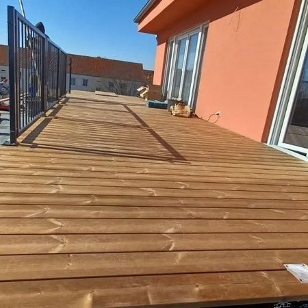Impressionen - Balkonbelag Thermokiefer