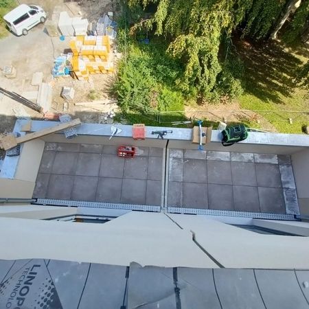 Impressionen - Wohnanlage Steinfliesen